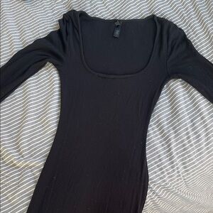 Black Long Sleeve Dress skins size small